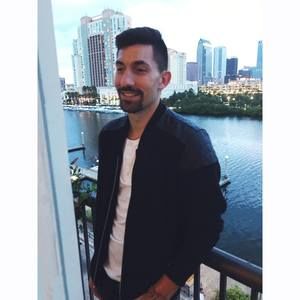 Meet your Posher, Lucas